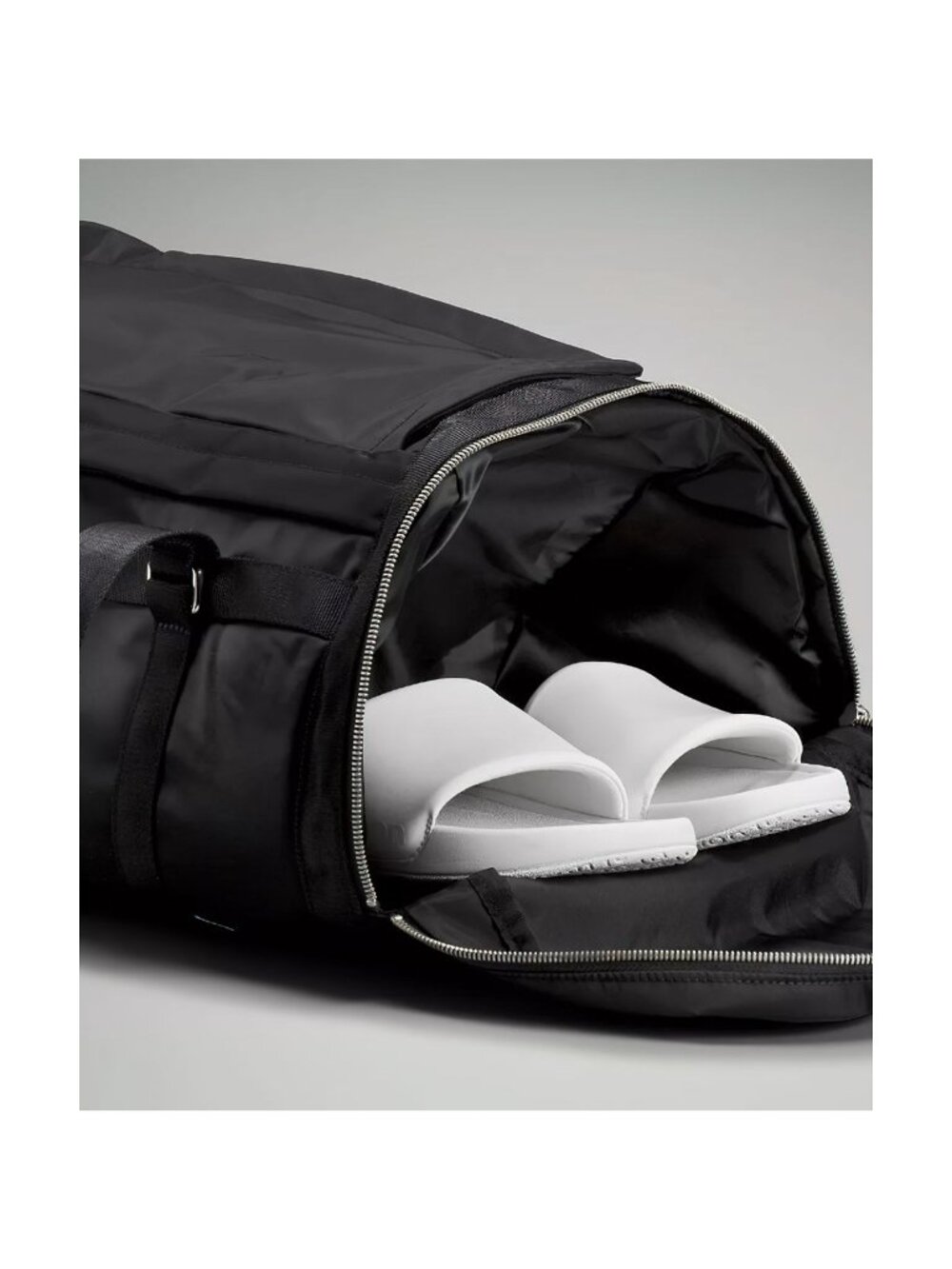 Lululemon Wunderlust Duffle Bag 40L Black OS - Picture 12 of 16